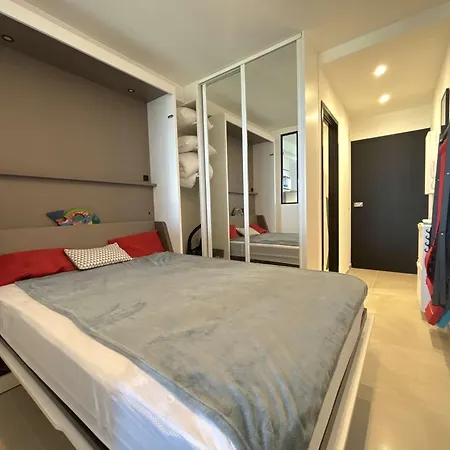 En Bord De A Royan, Parking, Tv, Equipe - Fr-1-494-67 Apartment *