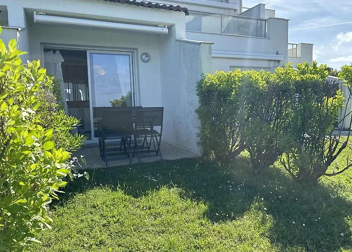 Apartment En Bord De A Royan, Parking, Tv, Equipe - Fr-1-494-67 *